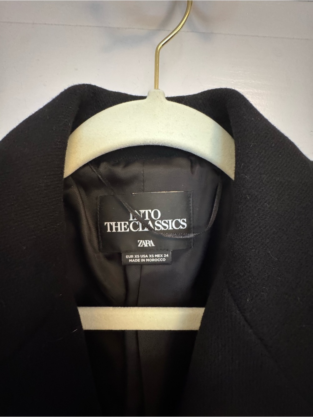 Zara Woman INTO THE CLASSIC Wool Blend Coat
Limited Edition Black XS - Picture 6 of 7